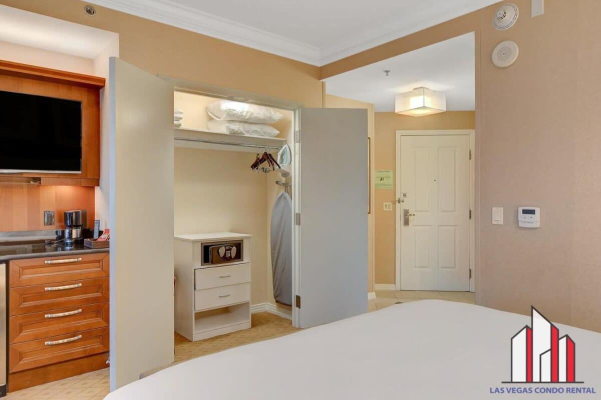 Mgm Signature-11-704 Jacuzzi Holiday home