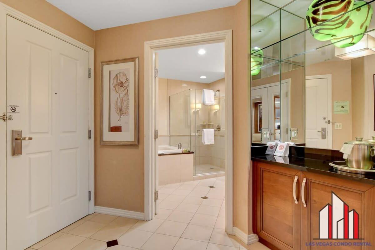 Holiday home Mgm Signature-11-704 Jacuzzi